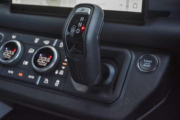 2024 Land Rover Defender 110 D350 Sedona Edition L663
