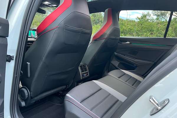 2024 Volkswagen Golf GTI 8