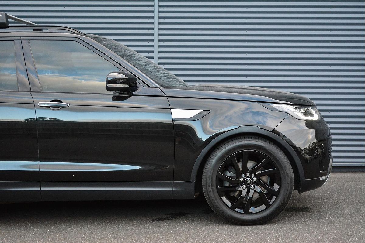 2018 Land Rover Discovery TD6 HSE Luxury Series 5