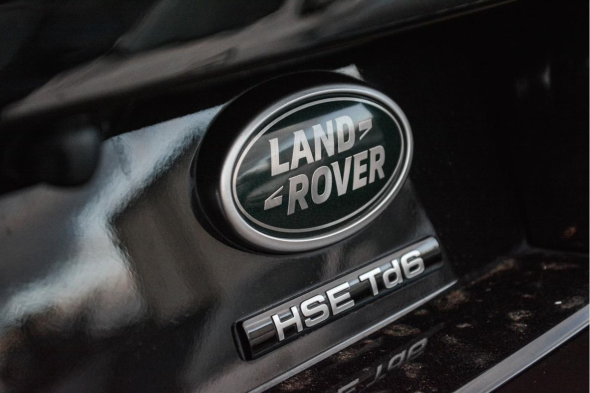 2018 Land Rover Discovery TD6 HSE Luxury Series 5