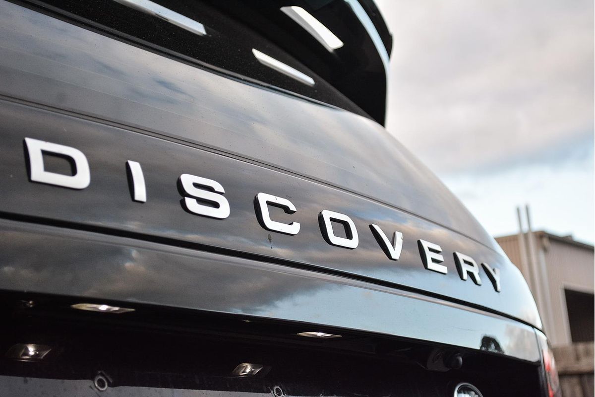 2018 Land Rover Discovery TD6 HSE Luxury Series 5