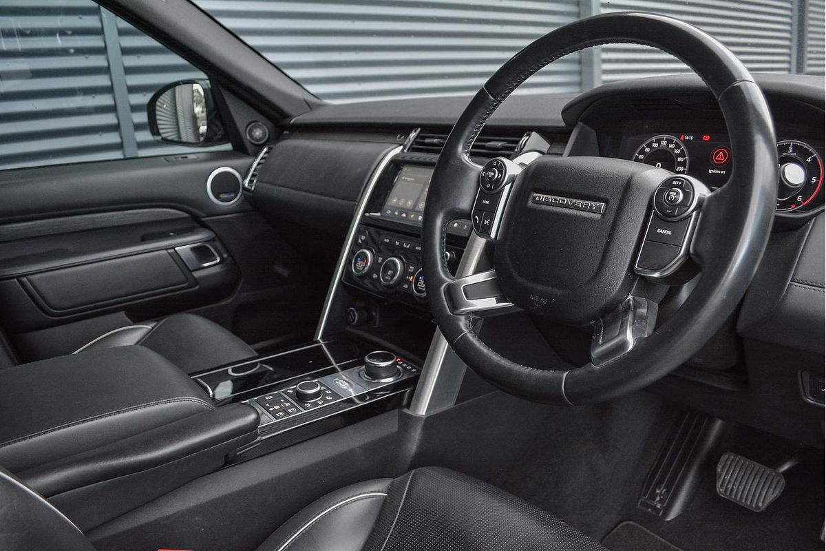 2018 Land Rover Discovery TD6 HSE Luxury Series 5