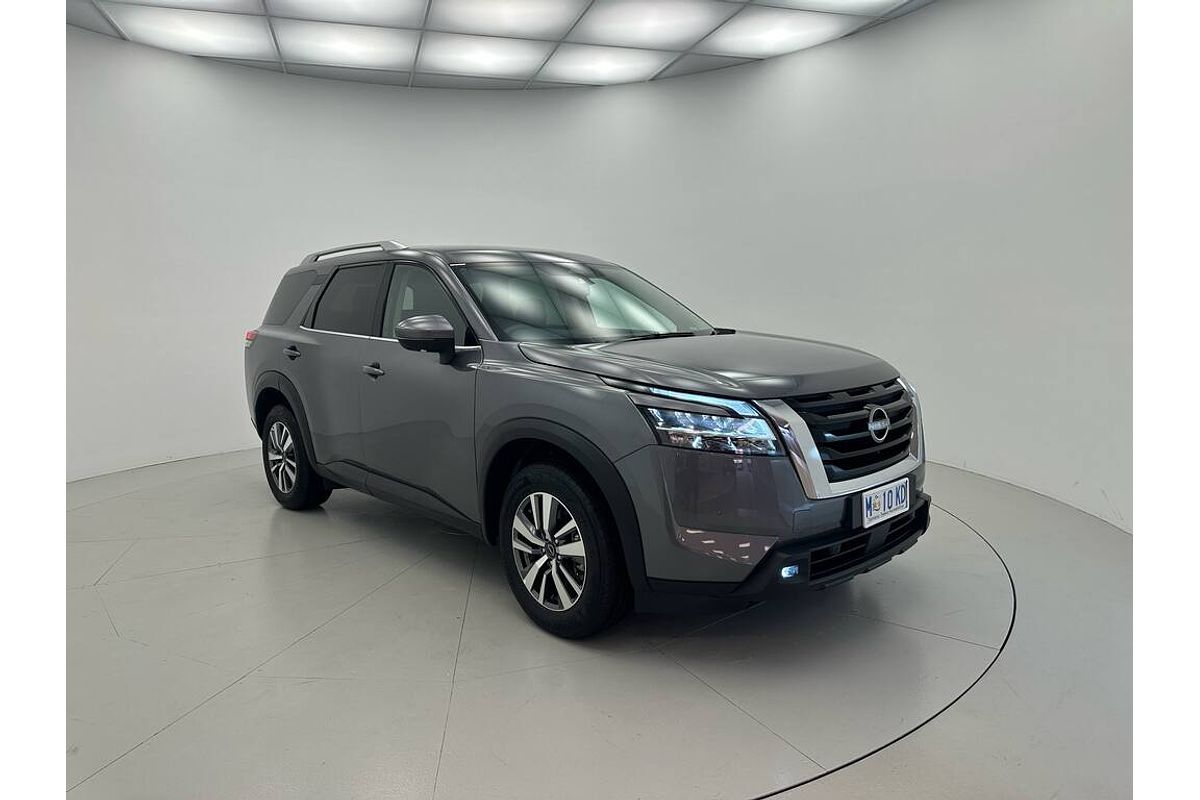 Nissan PATHFINDER PET AUTO 4WD TI