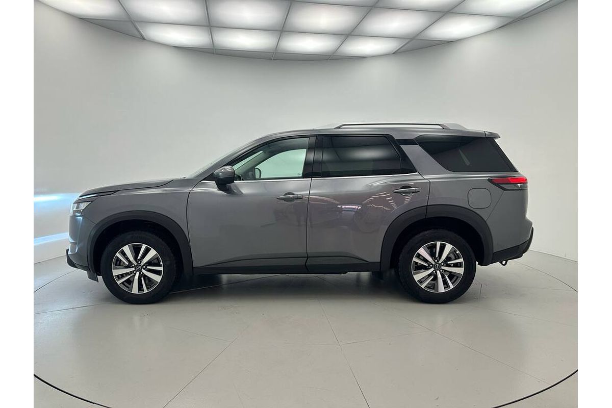Nissan PATHFINDER PET AUTO 4WD TI
