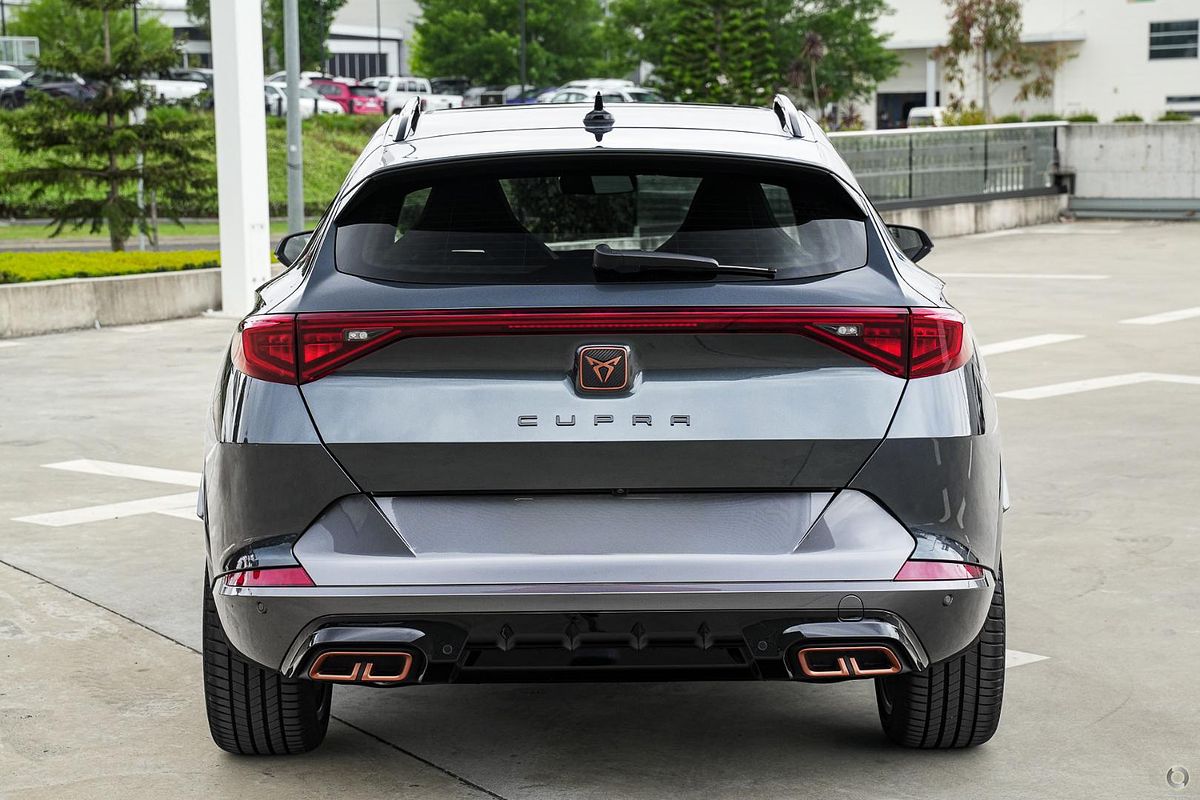 2024 CUPRA Formentor VZe Tribe Edition KM
