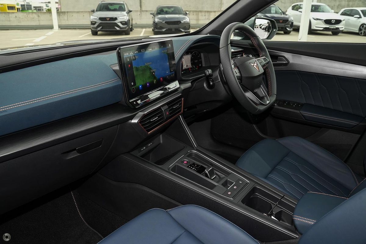 2024 CUPRA Formentor VZe Tribe Edition KM