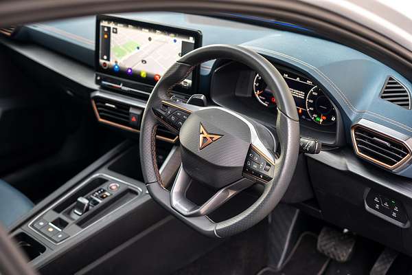 2024 CUPRA Leon V Tribe Edition KL