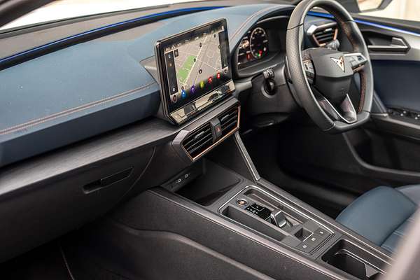 2024 CUPRA Leon V Tribe Edition KL