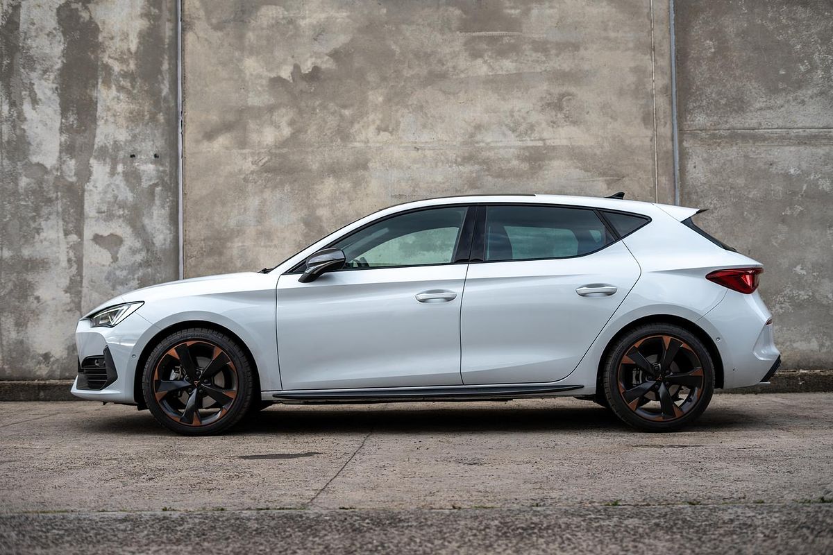 2024 CUPRA Leon V Tribe Edition KL