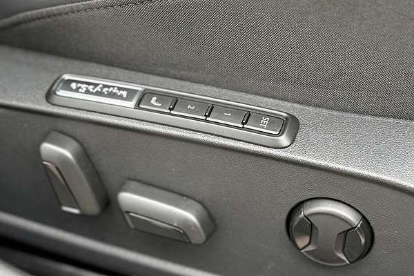 2025 Volkswagen Golf 110TSI Style 8.5