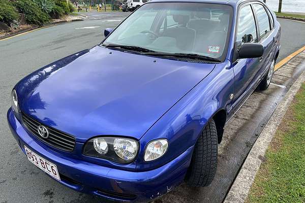 1999 Toyota Corolla Conquest Seca AE102R