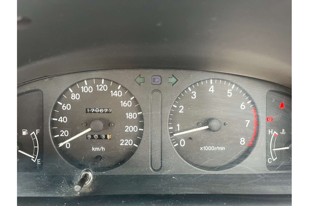 1999 Toyota Corolla Conquest Seca AE102R