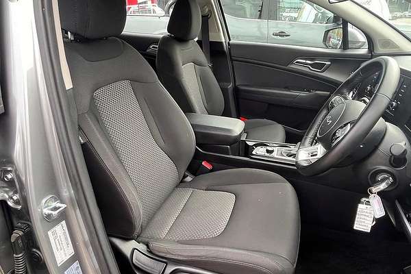 2024 Kia Sportage S NQ5