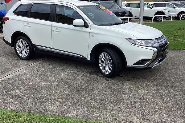 2020 Mitsubishi Outlander ES ZL