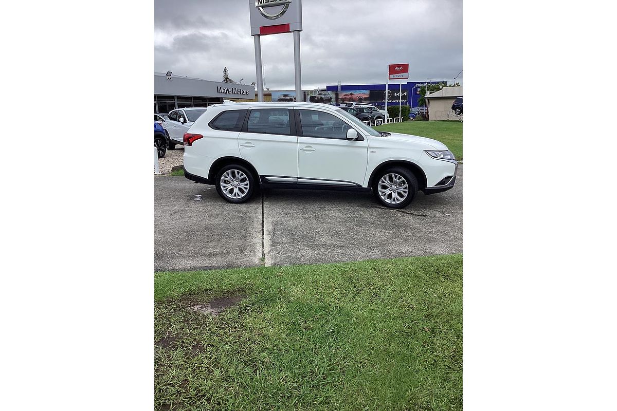 2020 Mitsubishi Outlander ES ZL