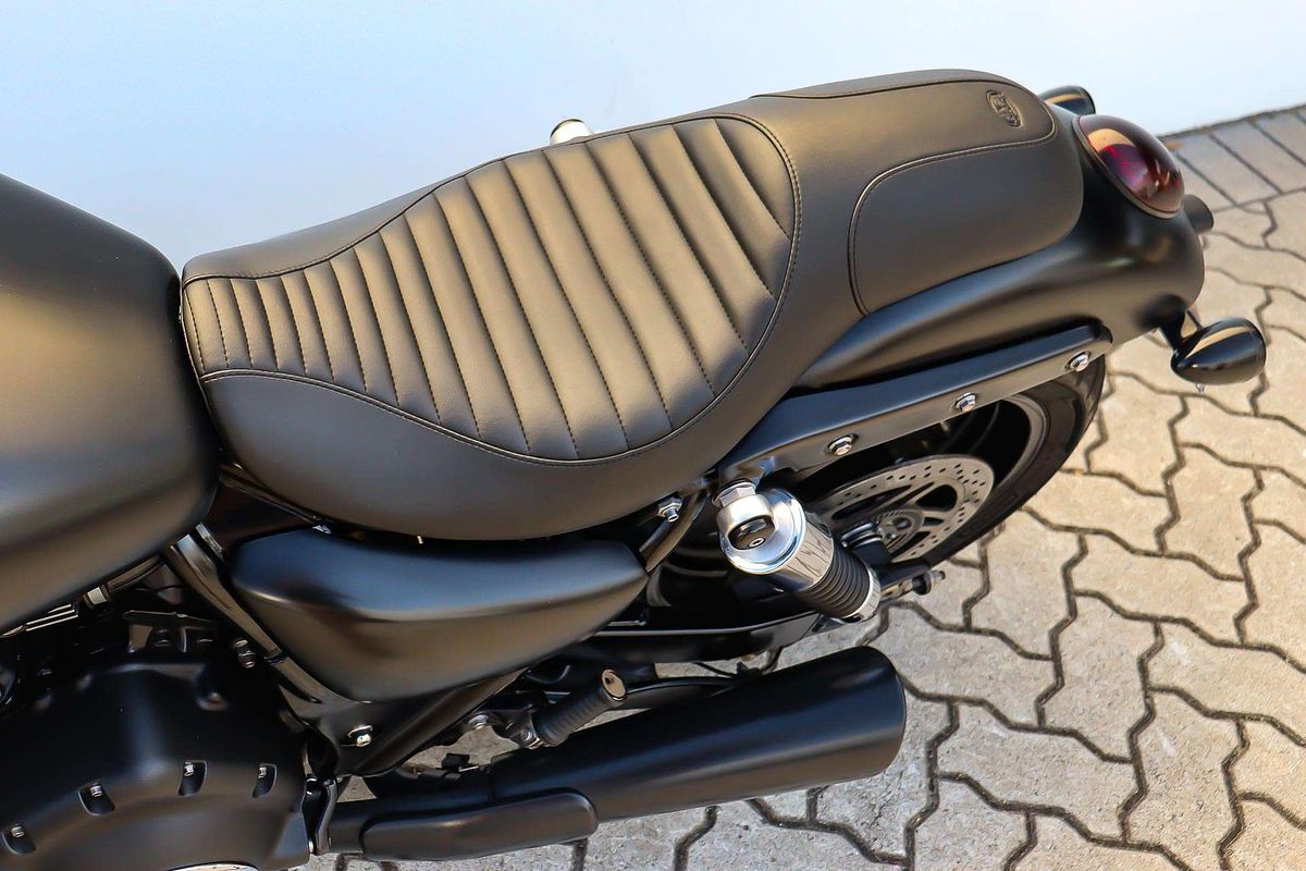 2014 Triumph thunderbird sto rm