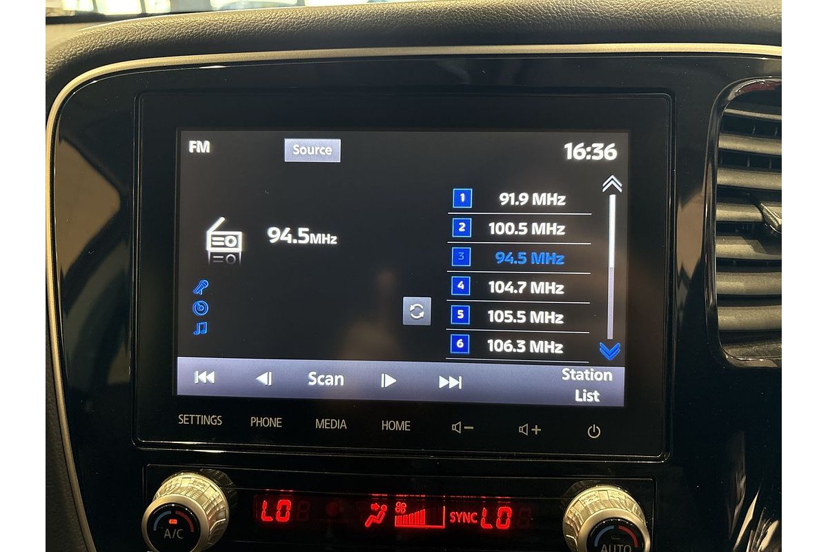 2020 Mitsubishi Outlander LS ZL