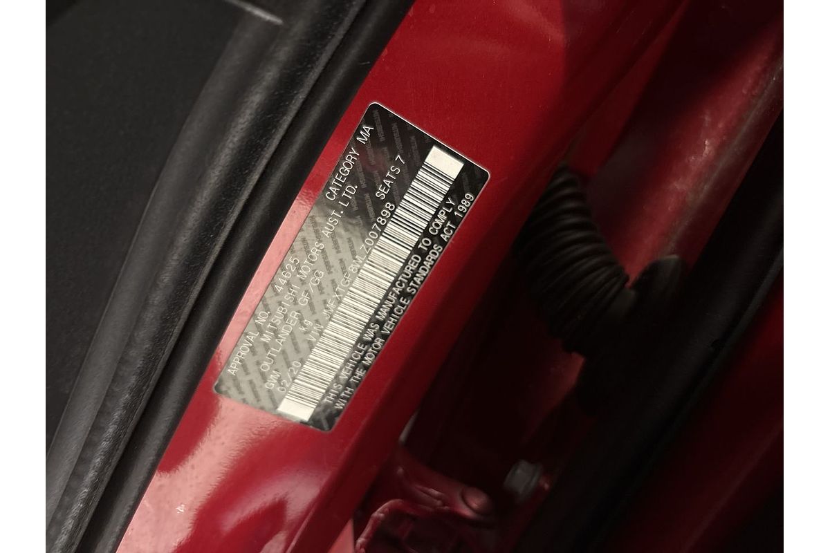 2020 Mitsubishi Outlander LS ZL