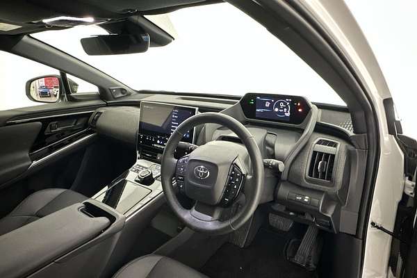 2024 Toyota bZ4X YEAM15R