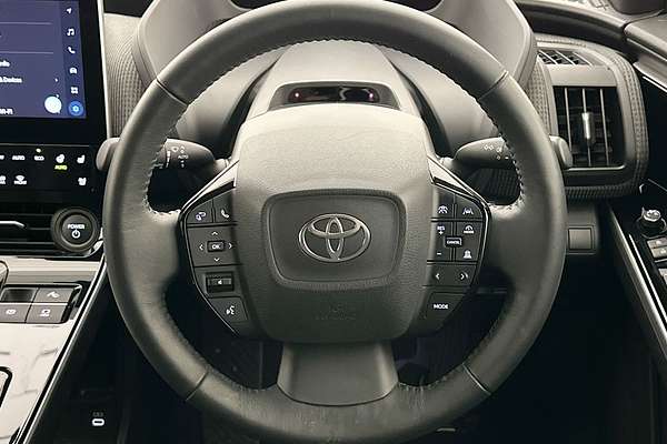 2024 Toyota bZ4X YEAM15R