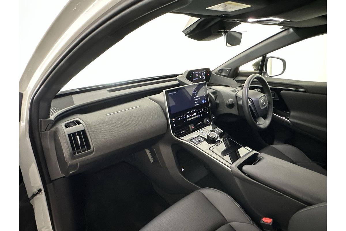 2024 Toyota bZ4X YEAM15R