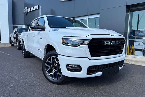 2024 RAM 1500 Laramie Sport Hurricane SO RamBox DT 4X4 SWB