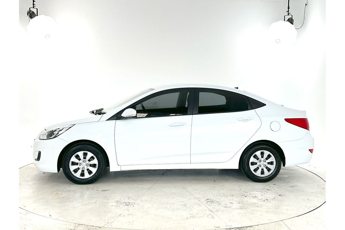 2016 Hyundai Accent Active RB3