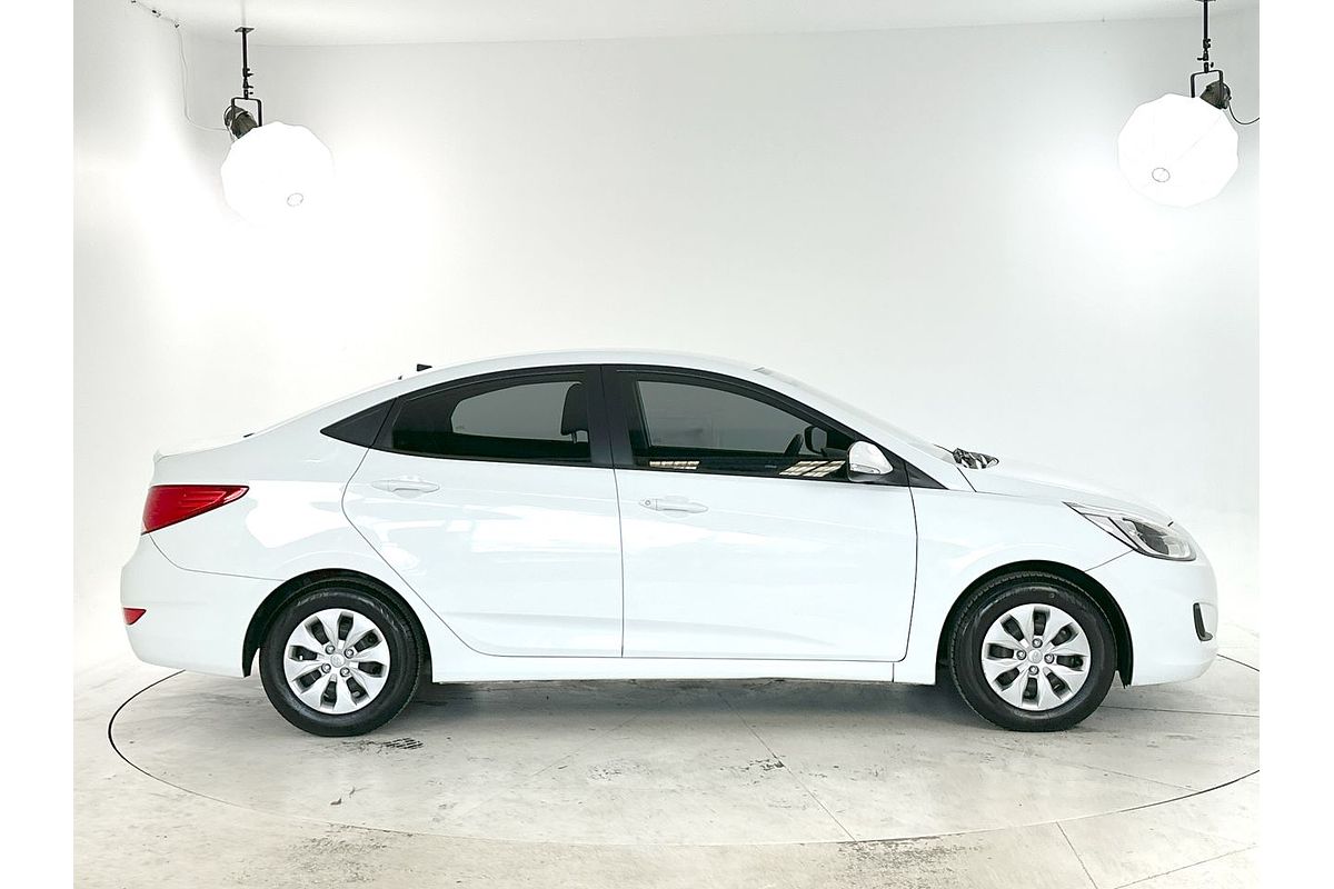 2016 Hyundai Accent Active RB3