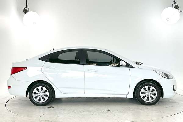 2016 Hyundai Accent Active RB3