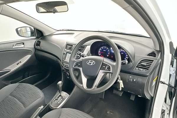 2016 Hyundai Accent Active RB3