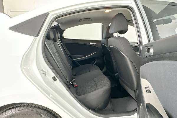 2016 Hyundai Accent Active RB3