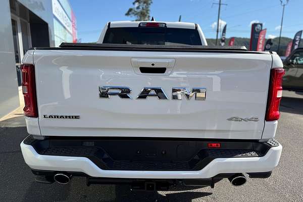 2024 RAM 1500 Laramie Sport Hurricane SO RamBox DT 4X4 SWB
