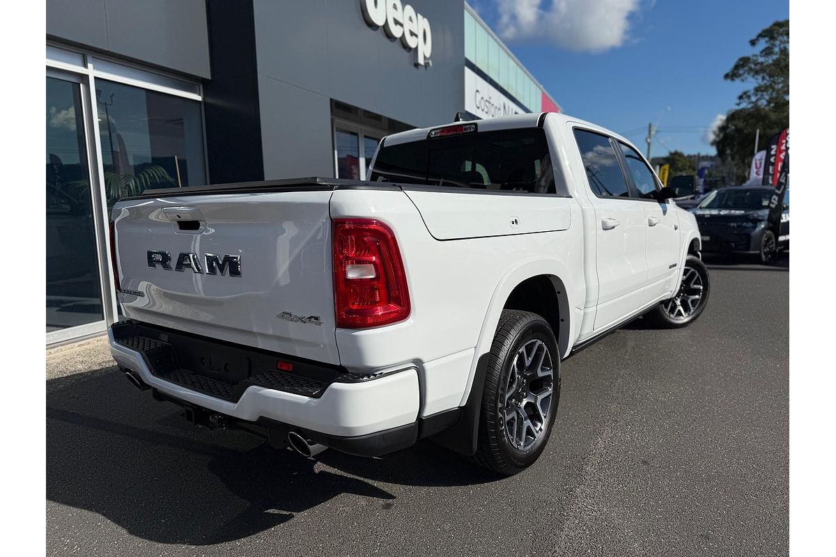 2024 RAM 1500 Laramie Sport Hurricane SO RamBox DT 4X4 SWB