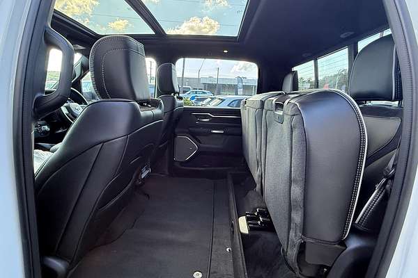 2024 RAM 1500 Laramie Sport Hurricane SO RamBox DT 4X4 SWB