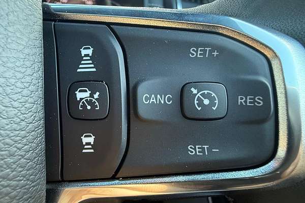 2024 RAM 1500 Laramie Sport Hurricane SO RamBox DT 4X4 SWB