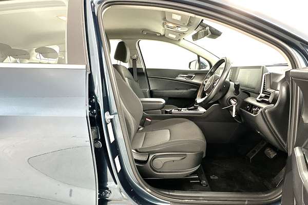 2022 Kia Sportage S NQ5