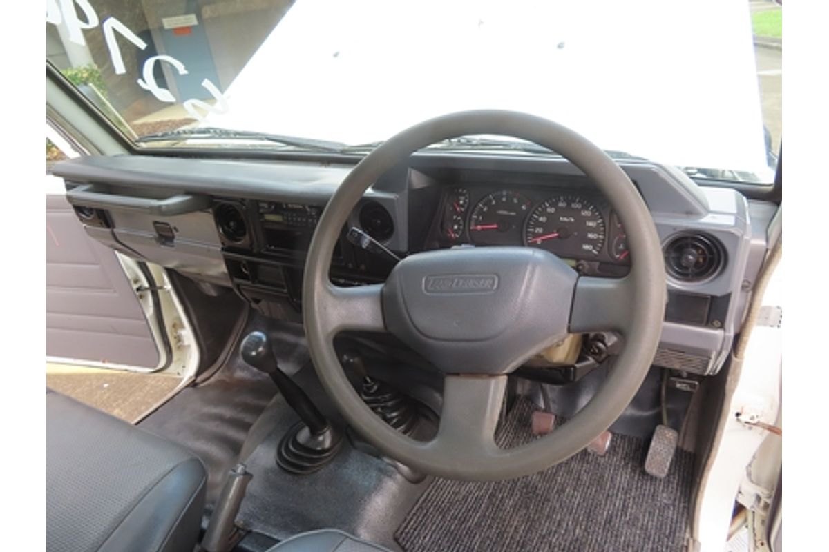 2000 Toyota Landcruiser HZJ79R 4X4