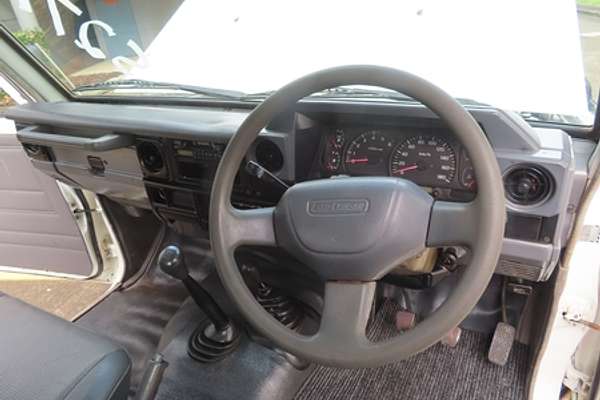 2000 Toyota Landcruiser HZJ79R 4X4