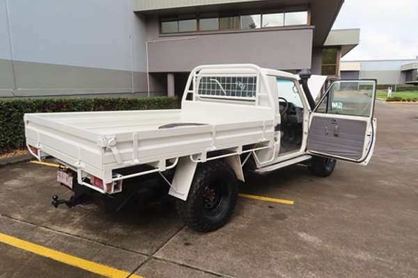 2000 Toyota Landcruiser HZJ79R 4X4