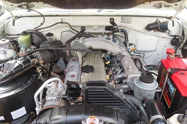 2000 Toyota Landcruiser HZJ79R 4X4