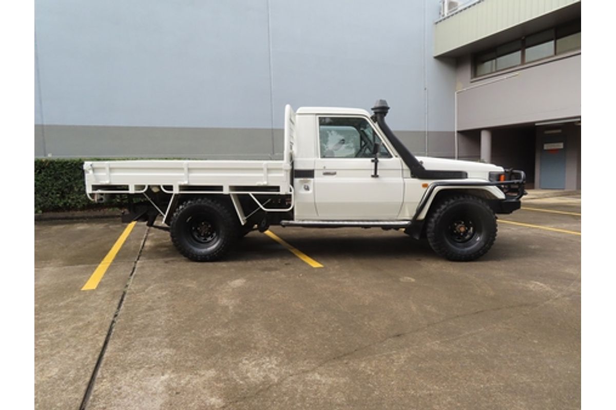 2000 Toyota Landcruiser HZJ79R 4X4