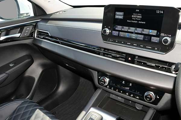 2024 Mitsubishi Outlander PHEV Exceed ZM