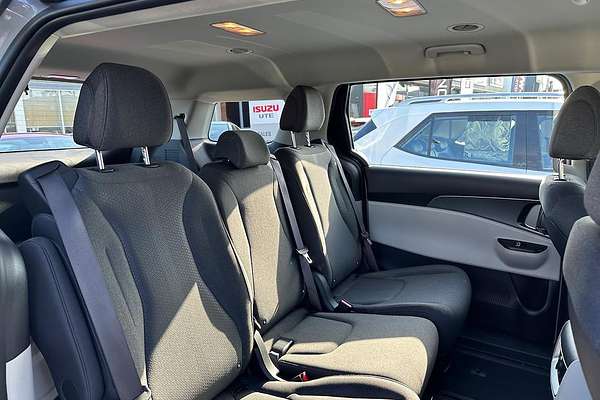 2023 Kia Carnival S KA4