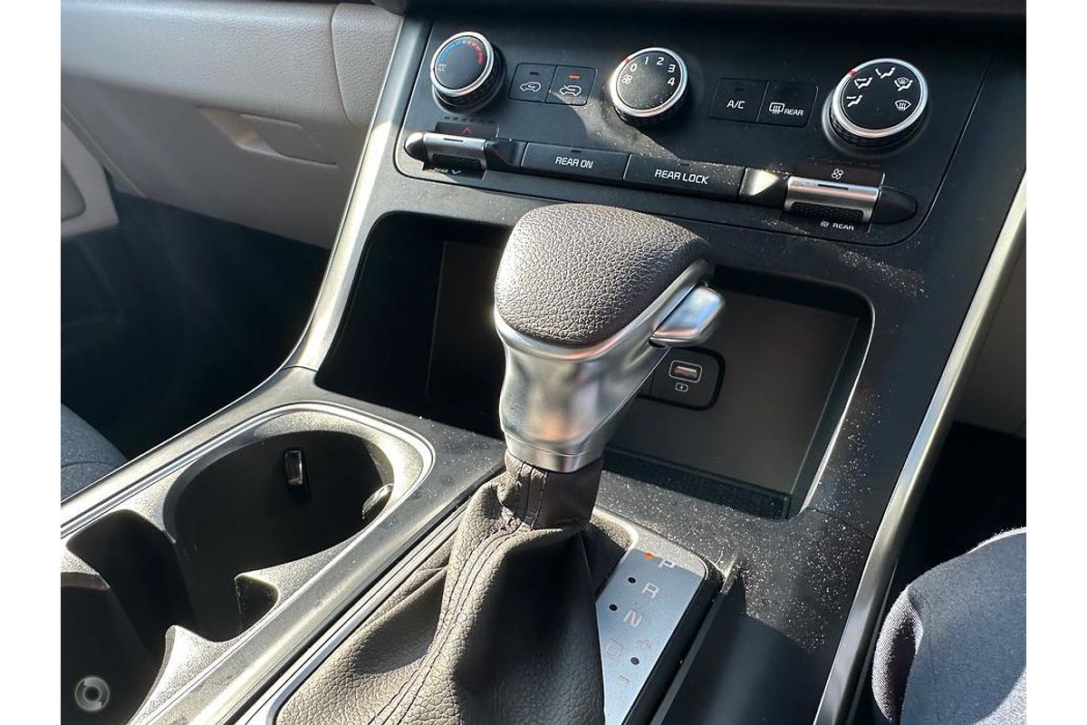 2023 Kia Carnival S KA4