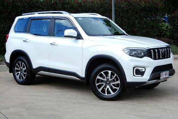 2023 Mahindra Scorpio Z8