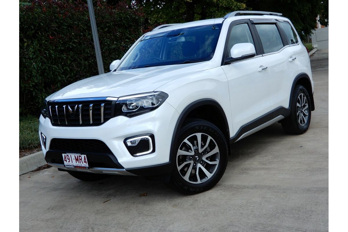 2023 Mahindra Scorpio Z8