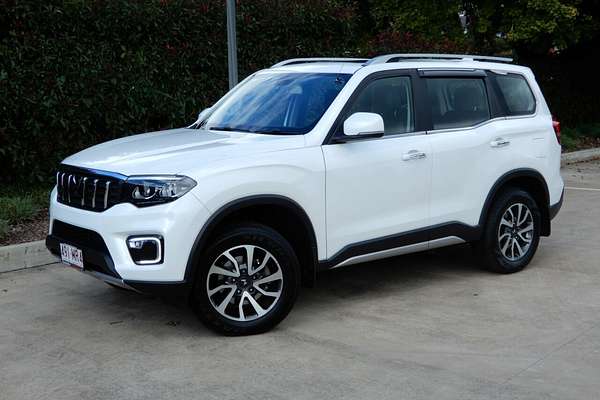 2023 Mahindra Scorpio Z8