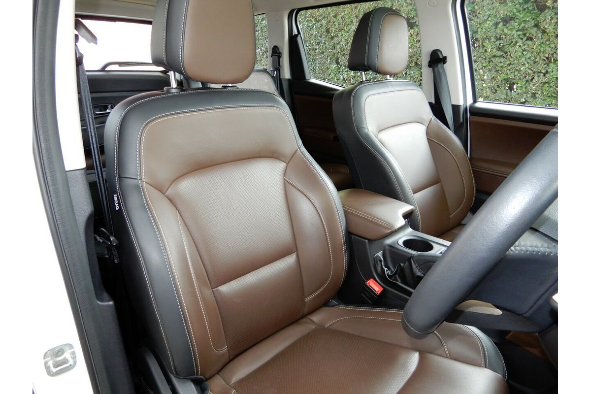 2023 Mahindra Scorpio Z8