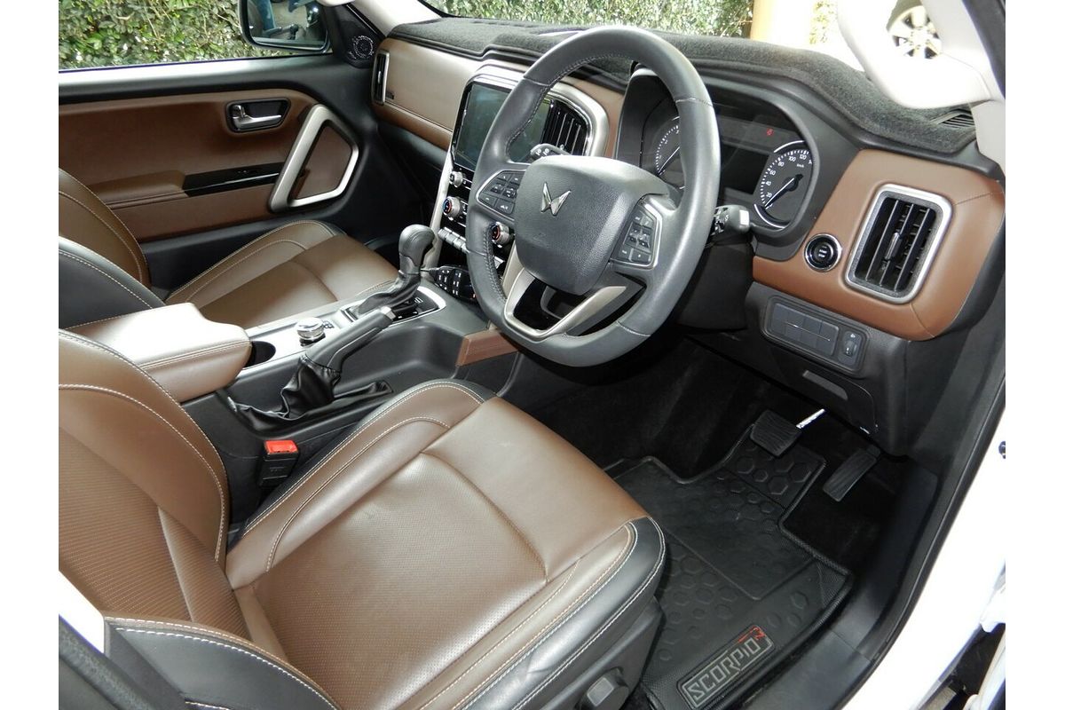 2023 Mahindra Scorpio Z8