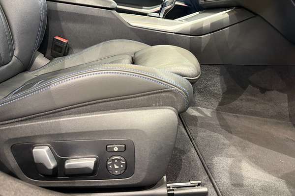2020 BMW 3 Series 330i M Sport G20